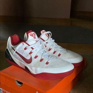 Size 14 Kobe’s with Nike box